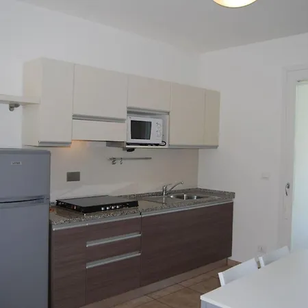 Wonderful With Attic In A Quiet Area Апартаменти