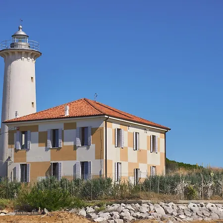 Wonderful With Attic In A Quiet Area * Бібіоне