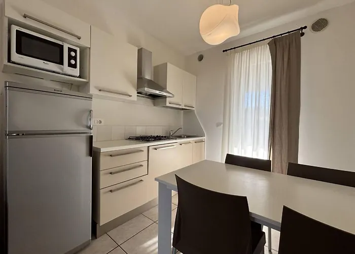 Wonderful With Attic In A Quiet Area * بيبيوني