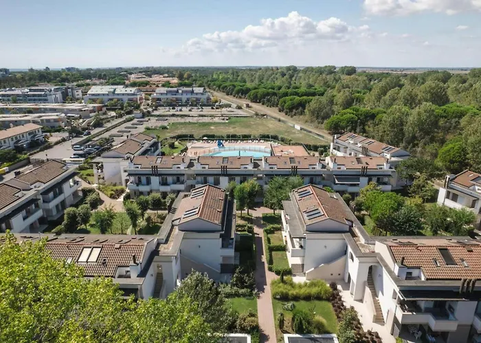 Wonderful With Attic In A Quiet Area *